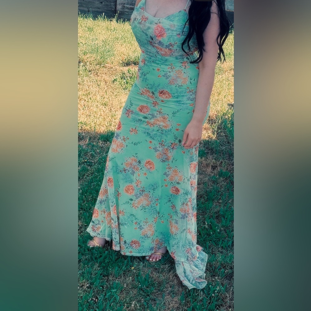 Windsor Floral Maxi Dress in Yellow and Multicolor - Picture 5 of 5